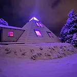 Pyramida Pod Lysou S Virivkou *
