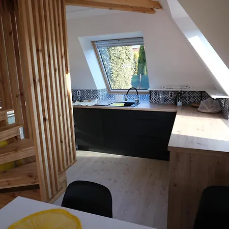 Pyramida Pod Lysou S Virivkou