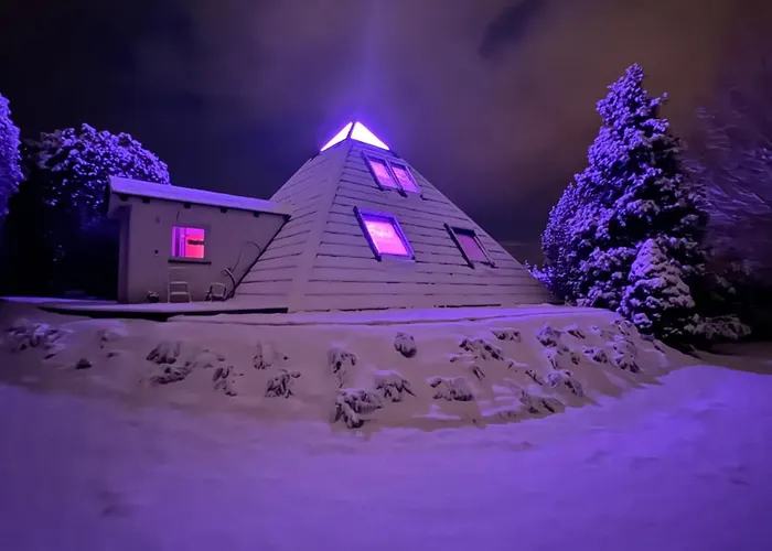 Pyramida Pod Lysou S Virivkou *