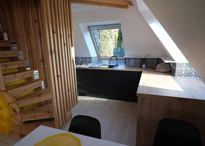 Pyramida Pod Lysou S Virivkou