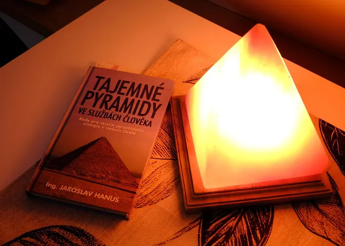 Pyramida Pod Lysou S Virivkou فيلة Frýdlant nad Ostravicí